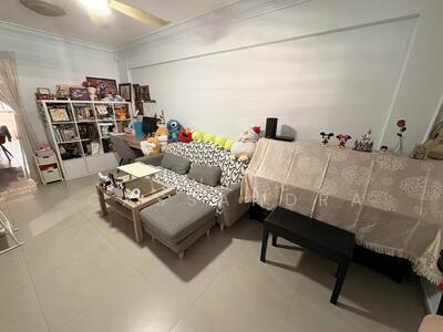 For Sale - 207 Jurong East Street 21