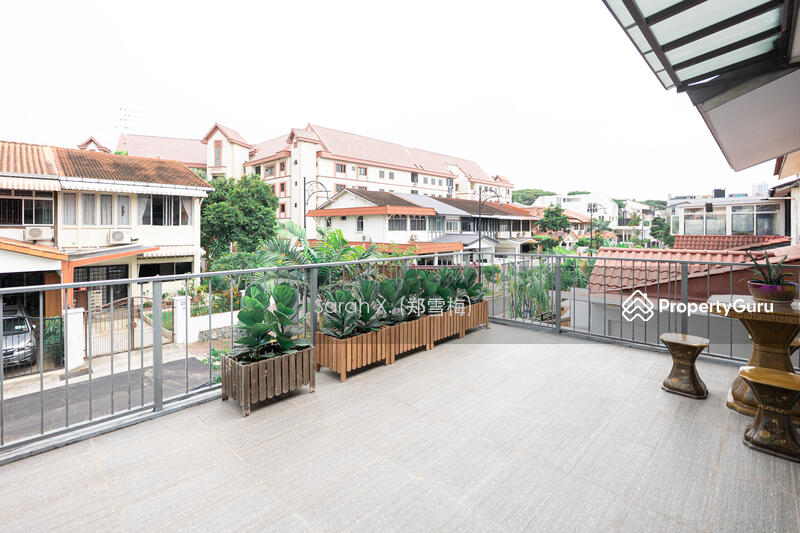 For Sale - Delightful Daisy Avenue Terrace with Balcony