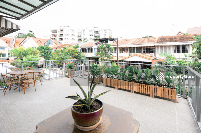 For Sale - Delightful Daisy Avenue Terrace with Balcony