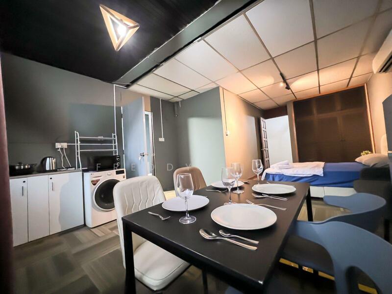 Beach Road, Furnished Walk-up Studio Apt in Beach Road, Room Rental, 300 sqft, Shophouse For Rent, by Freddy Choo, 60111346 - Dining Room - PropertyGuru.com.sg