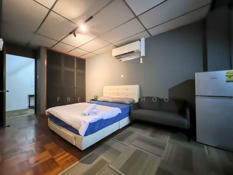 Beach Road, Furnished Walk-up Studio Apt in Beach Road, Room Rental, 300 sqft, Shophouse For Rent, by Freddy Choo, 60111346 - Bedroom - PropertyGuru.com.sg