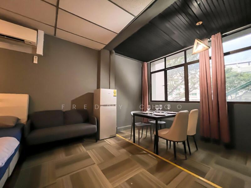 Beach Road, Furnished Walk-up Studio Apt in Beach Road, Room Rental, 300 sqft, Shophouse For Rent, by Freddy Choo, 60111346 - Living Room - PropertyGuru.com.sg