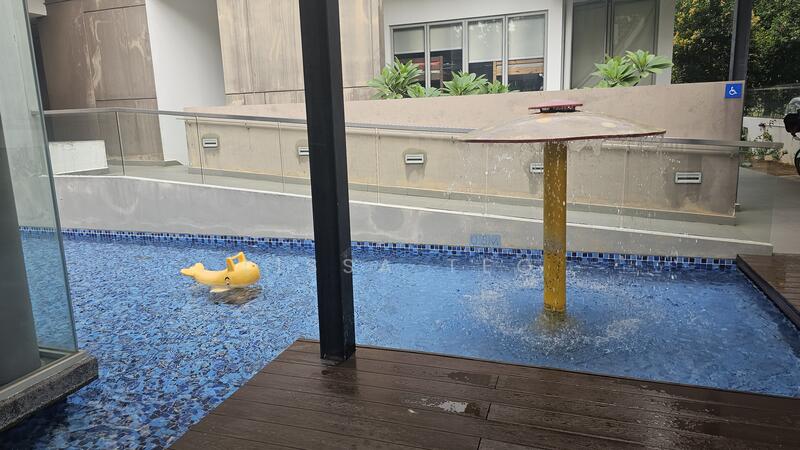 Wading pool