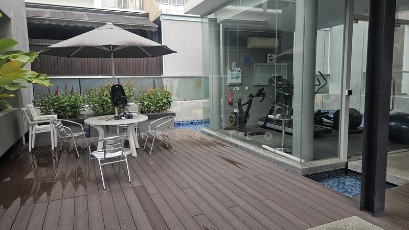 Sun deck