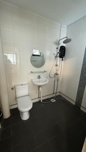 Mater Bedroom Washroom