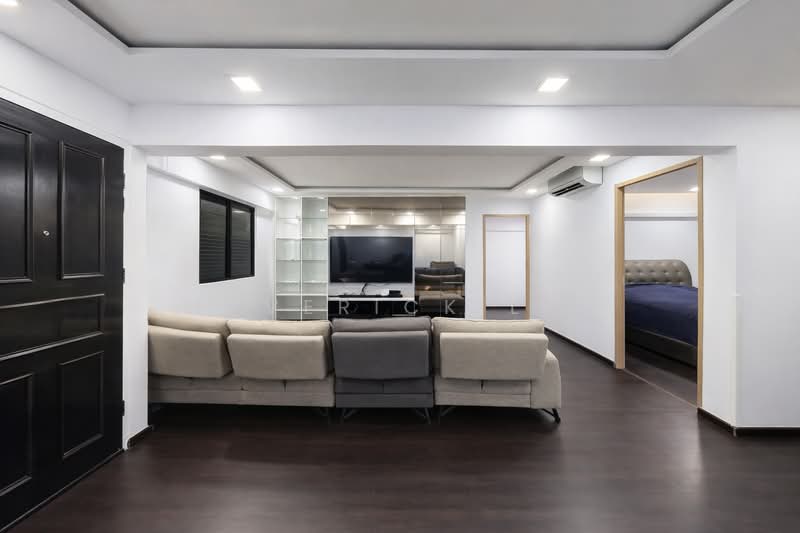 530 Jurong West Street 52, 530 Jurong West Street 52, 2 Bedrooms, 882 sqft, HDB Flat For Sale, by Maverick Lim, 60111435 - PropertyGuru.com.sg