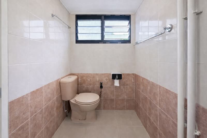 530 Jurong West Street 52, 530 Jurong West Street 52, 2 Bedrooms, 882 sqft, HDB Flat For Sale, by Maverick Lim, 60111435 - PropertyGuru.com.sg