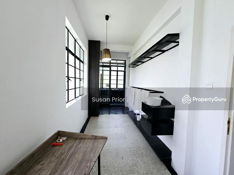 For Rent - Tiong Bahru 5 Mins to MRT RARE PENTHOUSE