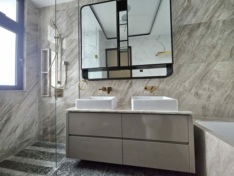 Perfect Ten, 321 Bukit Timah Road, 3 Bedrooms, 1,227 sqft, Condominium For Sale, by Koh Ai Li, 60111604 - Bathroom - PropertyGuru.com.sg