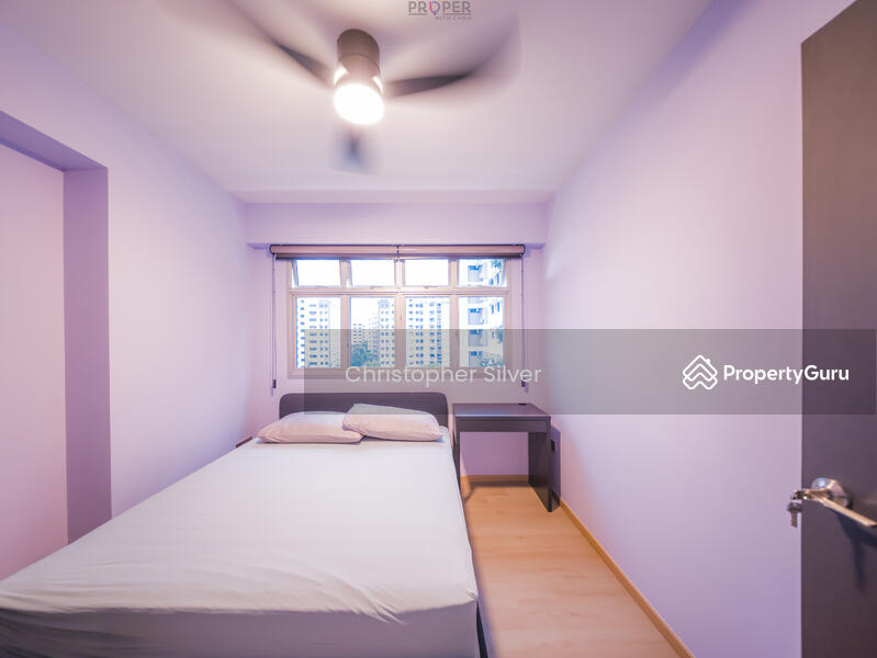 Room 1 (Queen Bed)
