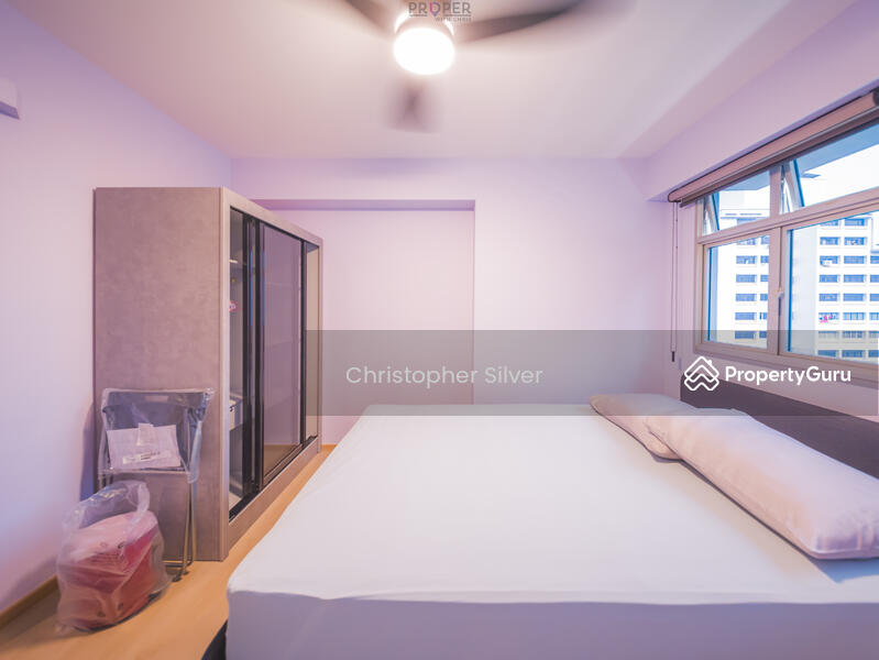 Room 2 Side View (Queen Bed)