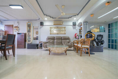 For Sale - 247 Jurong East Street 24