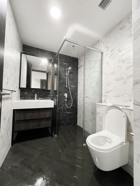 Mayfair Modern, 6 Rifle Range Road, 1 Bedroom, 517 sqft, Condominium For Sale, by Kai Chen, 60112034 - Bathroom - PropertyGuru.com.sg