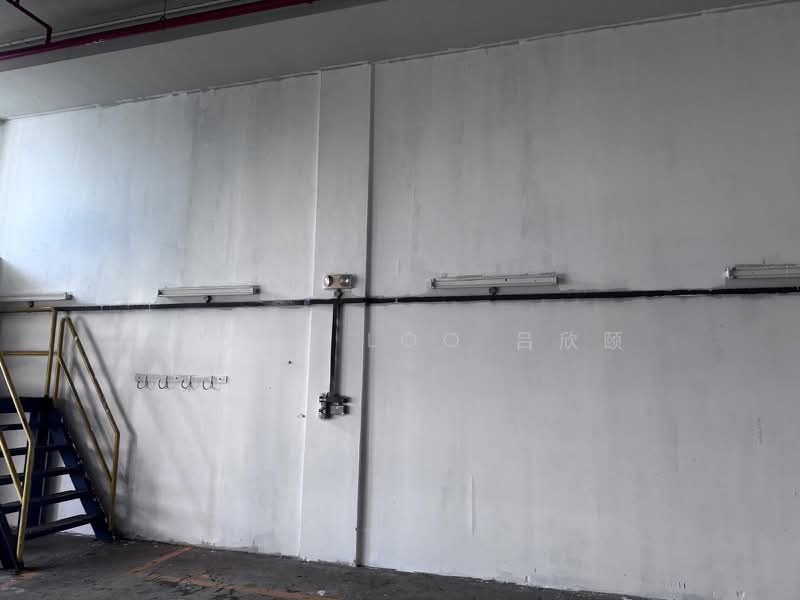 West Connect Building, 10 Buroh Street, 3,460 sqft, Factory / Workshop (B2) For Sale, by Laven Loo 吕欣颐, 60112323 - CommercialGuru.com.sg