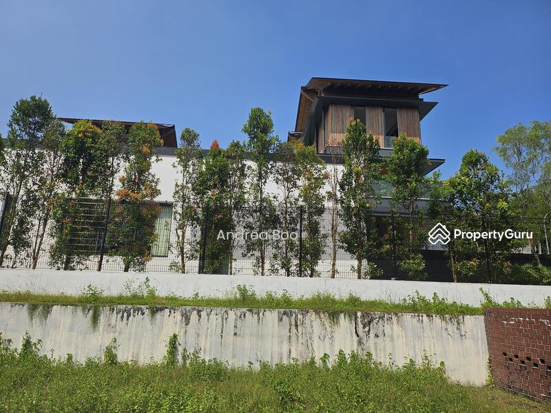 For Sale - Rare Bungalow with Unblock Park View!