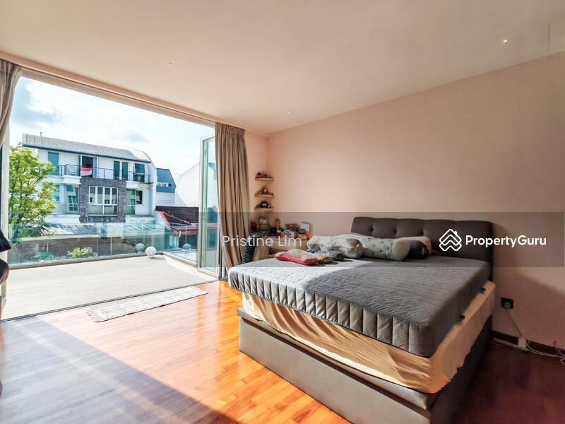 For Sale - Beautiful Corner Terrace Cowdray Avenue Serangoon Garden