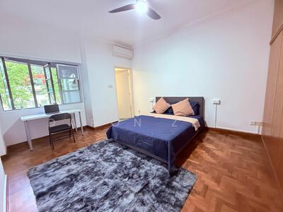 For Rent - The Riverside Piazza