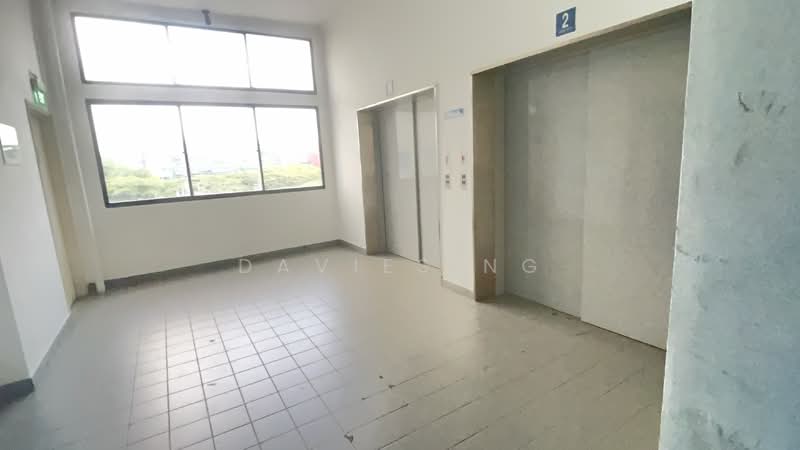 Lian Cheong Industrial Building, 12 Little Road, 3,500 sqft, Light Industrial (B1) For Rent, by Davies Ng, 60112757 - Corridor - CommercialGuru.com.sg