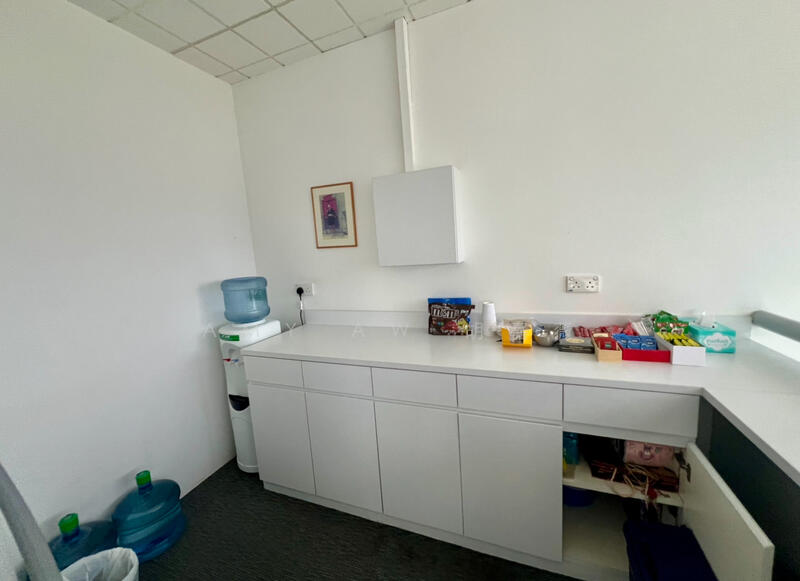 BEACH ROAD | Nice City Views | Fitted Office |, Nicoll Highway MRT, 1,496 sqft, Office For Rent, by Amy Aw 胡嘉薇, 60112772 - CommercialGuru.com.sg