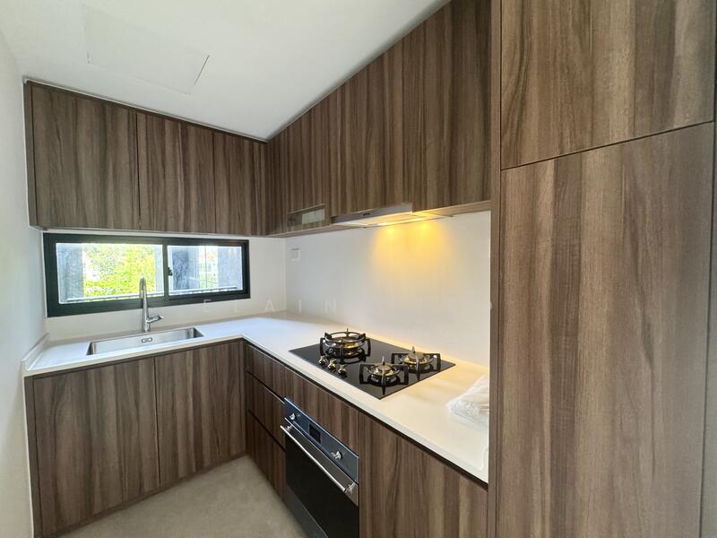 Lentor Modern Condominium For Sale at S$ 2,250,000 | PropertyGuru Singapore - Kitchen
