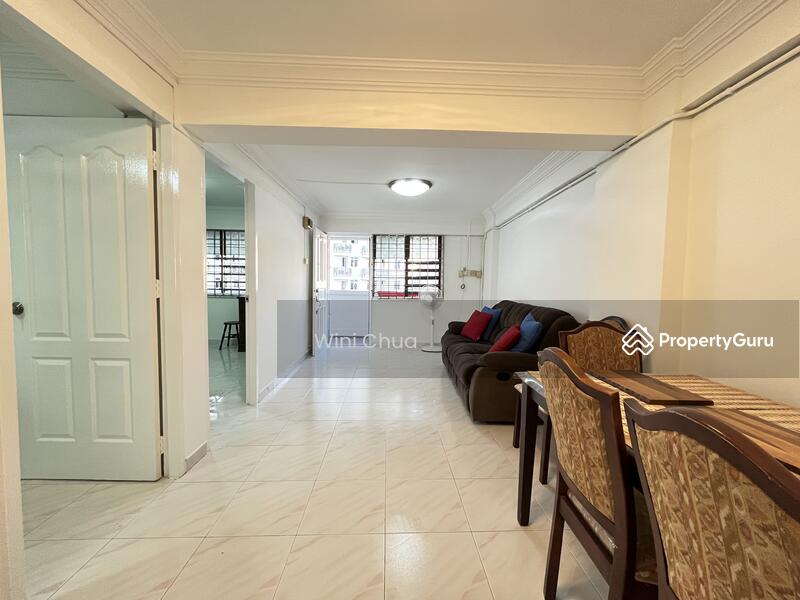 For Rent - 105 Henderson Crescent