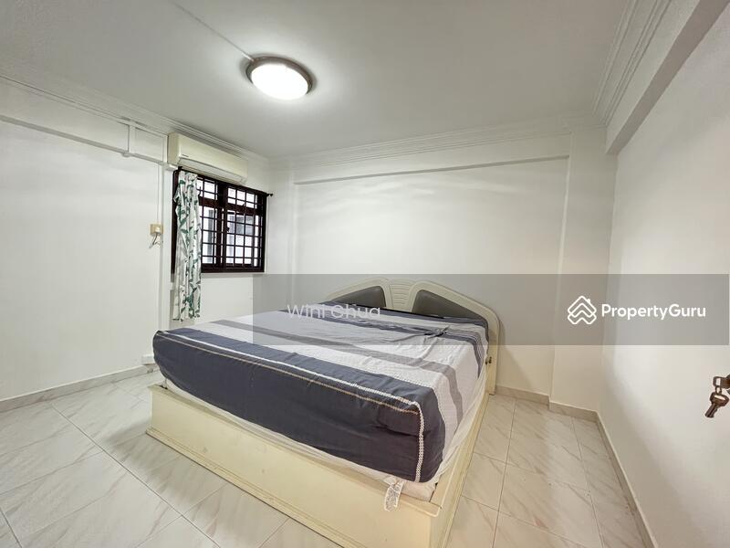 For Rent - 105 Henderson Crescent
