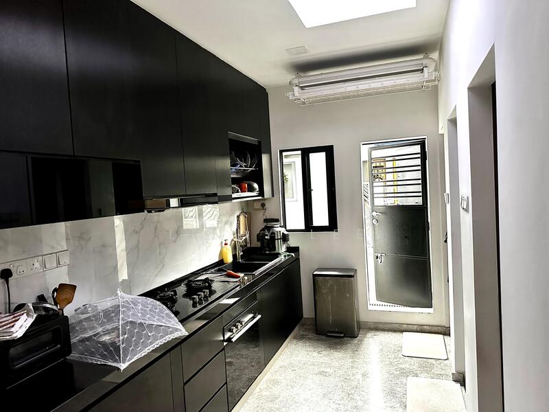 For Sale - Modern 3 Storey Terrace move in condition