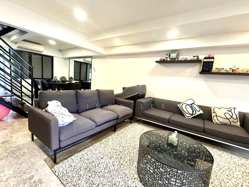 For Sale - Modern 3 Storey Terrace move in condition