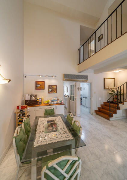 For Sale - Huge Inter Terrace, Face South, Backyard Opens to Park, Nice Number