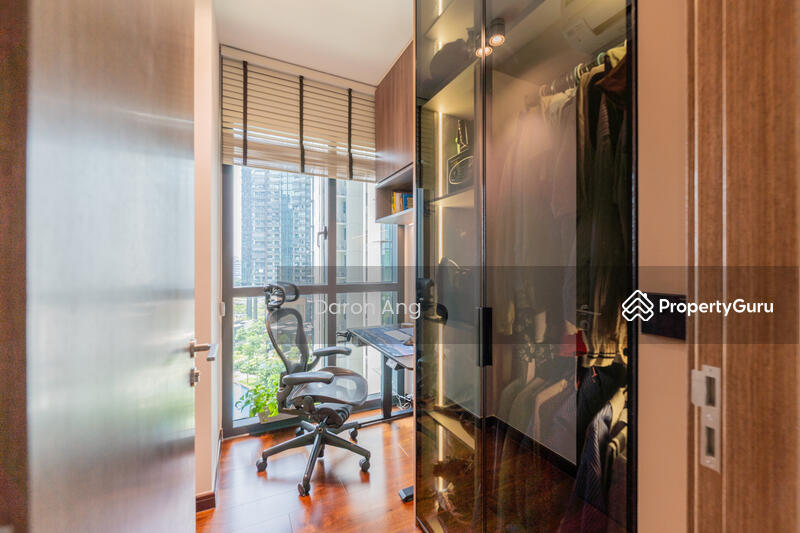For Sale - Cheap and Undervalue High Rental Yield Condo Set For High Growth