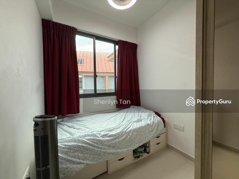 For Rent - Flora View
