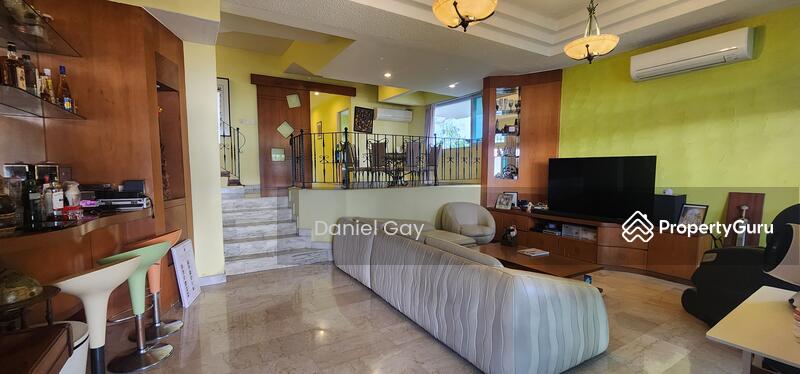 Spacious Living Room