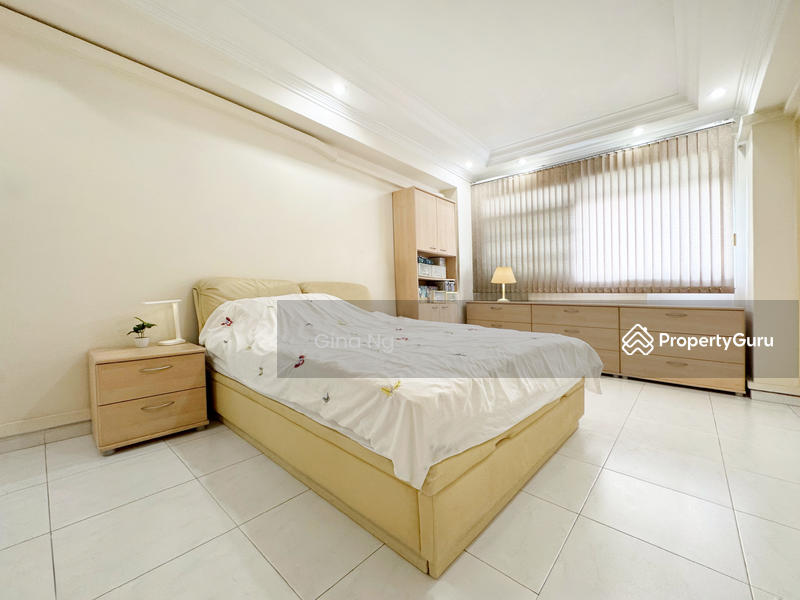 For Sale - 245 Simei Street 5