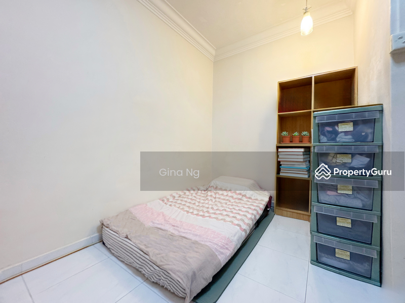 For Sale - 245 Simei Street 5