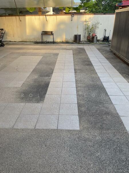 Super Huge Front Porch