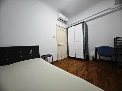 For Rent - The Sunny Spring