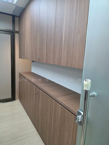 Peninsula Plaza, 111 North Bridge Road, 344 sqft, Office For Sale, by George Rewa, 60114139 - Kitchen - CommercialGuru.com.sg