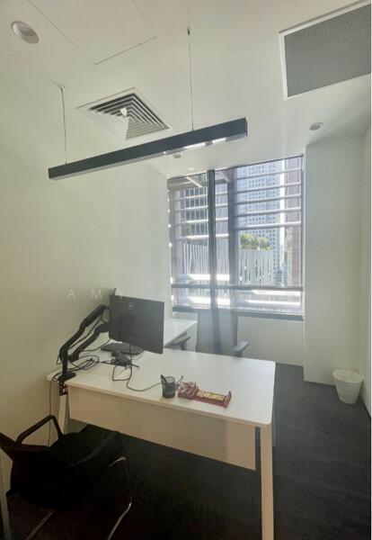 RAFFLES PLACE | Fitted Office | Sheltered to MRT Station |, Raffles Place MRT, 1,335 sqft, Office For Rent, by Amy Aw 胡嘉薇, 60114163 - CommercialGuru.com.sg