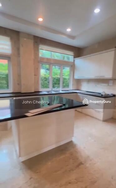 Dry Kitchen with island top