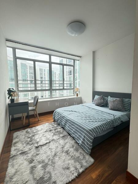 The Lakeshore, 31 Jurong West Street 41, Room Rental, 110 sqft, Condominium For Rent, by Kerrine Thong, 60114318 - Masterbedroom - PropertyGuru.com.sg