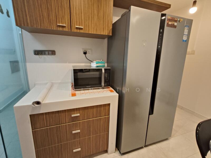 The Lakeshore, 31 Jurong West Street 41, Room Rental, 110 sqft, Condominium For Rent, by Kerrine Thong, 60114318 - Kitchen - PropertyGuru.com.sg