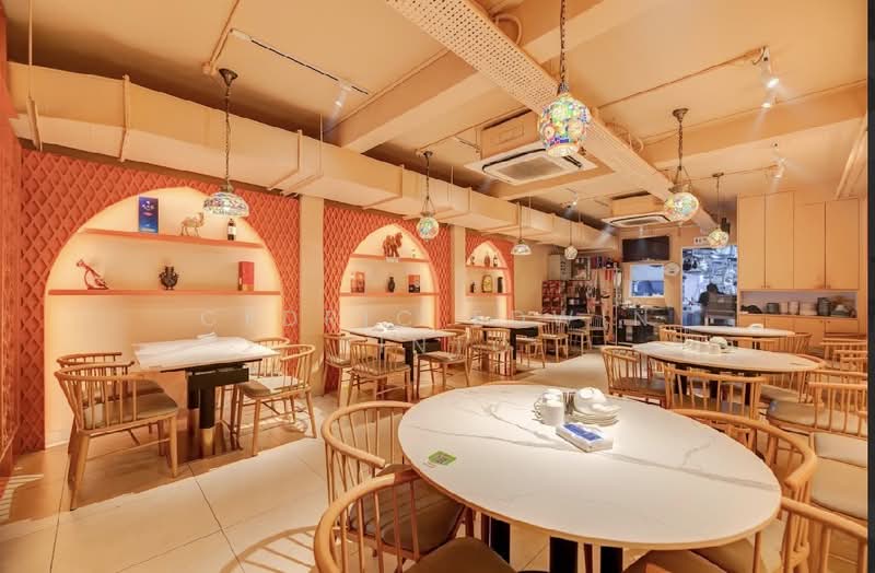 Boat Quay, Boat Quay Riverfront, 3,980 sqft, Shop / Shophouse For Sale, by Cedric Edwin Pinto, 60114381 - Dining Room - CommercialGuru.com.sg