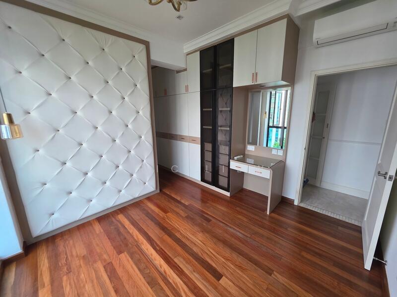 For Sale - Montrosa