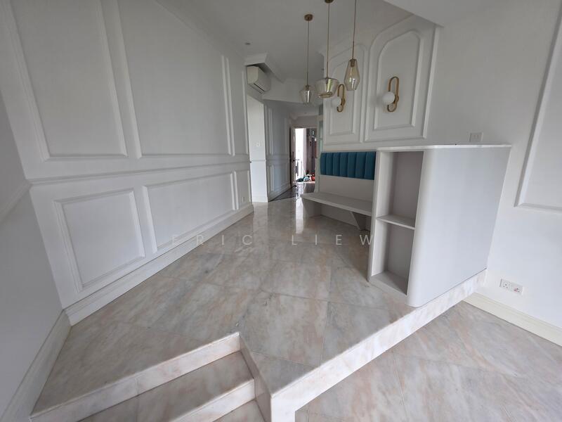 For Sale - Montrosa