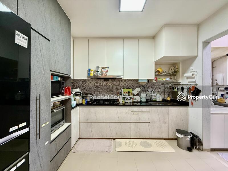 For Sale - 208A Clementi Avenue 6