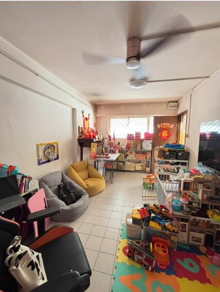 For Sale - 437 Tampines Street 43