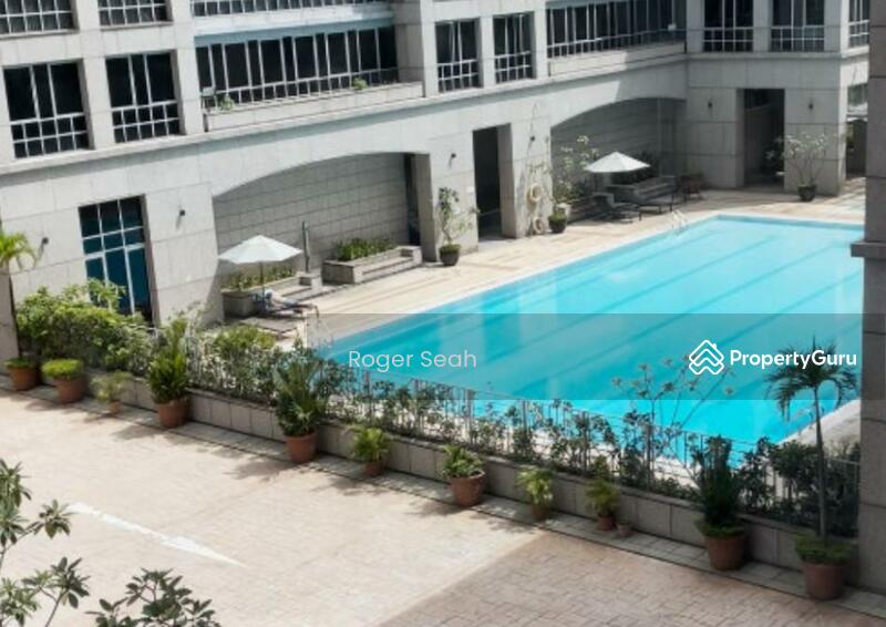 For Rent - UE Square