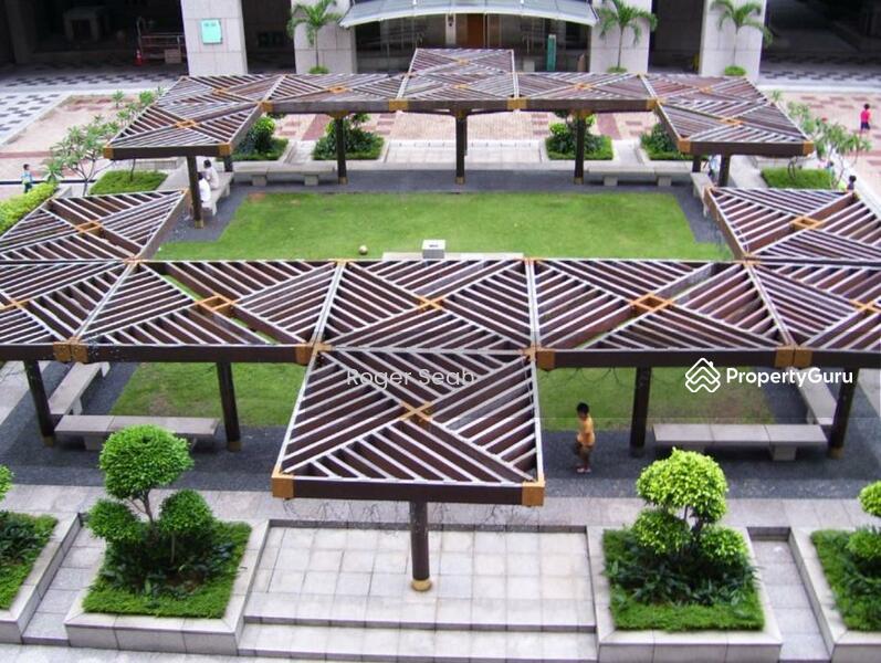 For Rent - UE Square