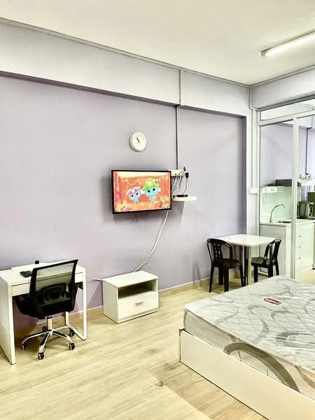 Farrer park, 24 Verdun Road, Farrer Park / Serangoon Rd, Studio, 300 sqft, Walk-up Apartment For Rent, by Tricia Teo Geok Teng, 60114949 - Bedroom - PropertyGuru.com.sg
