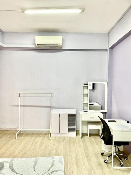 Farrer park, 24 Verdun Road, Farrer Park / Serangoon Rd, Studio, 300 sqft, Walk-up Apartment For Rent, by Tricia Teo Geok Teng, 60114949 - Bedroom - PropertyGuru.com.sg
